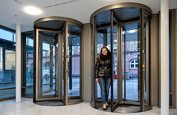 access-solutions-sikkerhedskarruseldoere-01